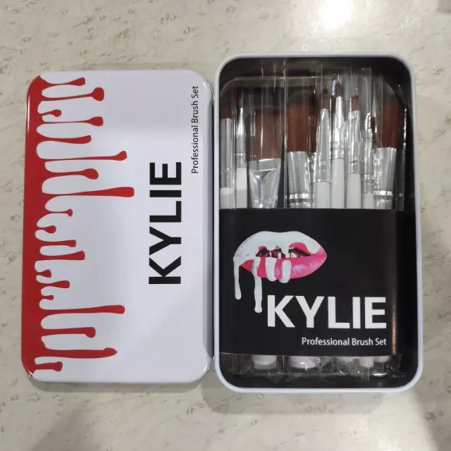 Kylie professional brush set